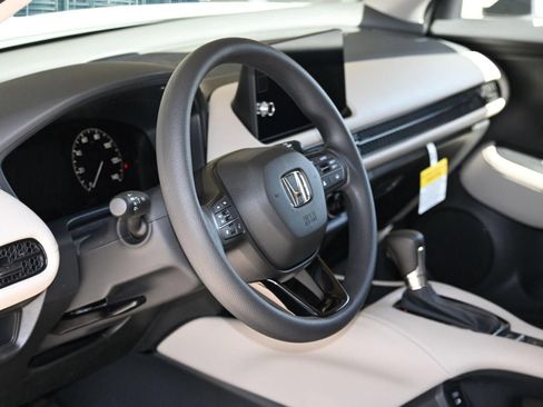 New 2027 Honda HR-V LX image 9