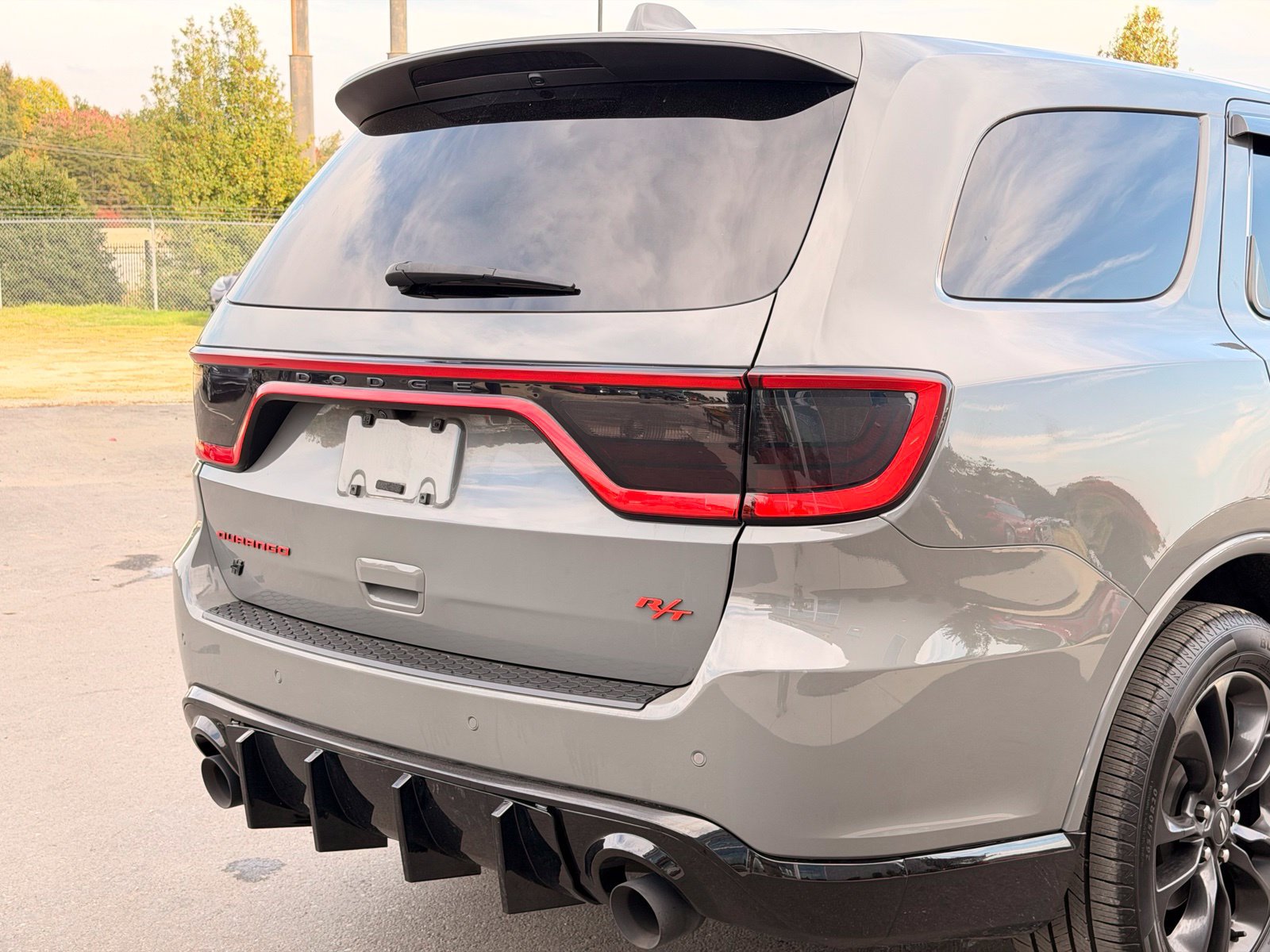 Used 2022 Dodge Durango R/T w/ Blacktop Package AWD/4WD image 11