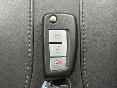 Used 2020 Nissan Rogue Sport S image 20