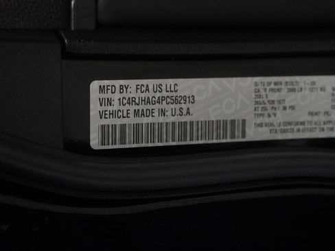 Certified 2023 Jeep Grand Cherokee Altitude image 51