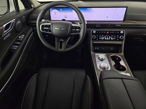Used 2025 Genesis GV80 2.5T Prestige image 9