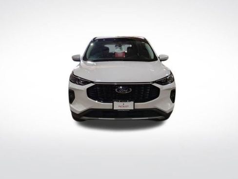 Used 2024 Ford Escape SE w/ PHEV Premium Package image 8