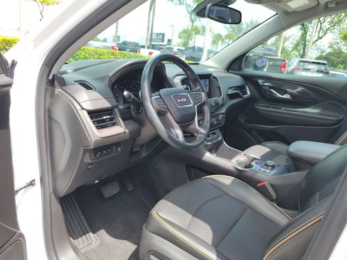 Used 2024 GMC Terrain AT4 w/ Tech Package AWD/4WD image 9