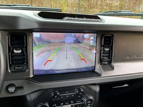 Used 2024 Ford Bronco Big Bend image 30