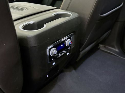Used 2023 GMC Yukon XL AT4 w/ Technology Package image 28