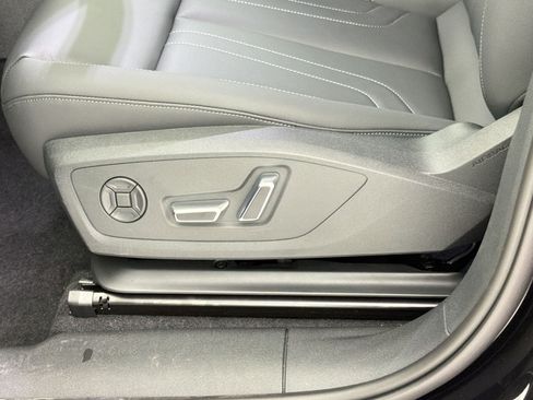 New 2026 Audi Q3 quattro 2.0T AWD/4WD image 14