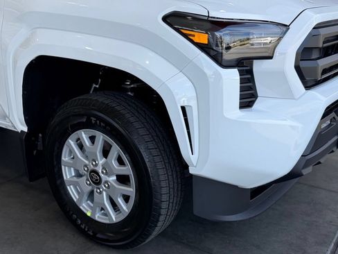 New 2026 Toyota Tacoma SR5 RWD image 8