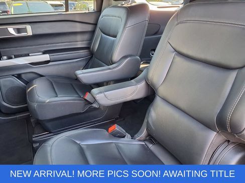 Certified 2023 Ford Explorer XLT w/ Equipment Group 202A AWD/4WD image 7