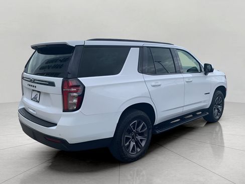 Used 2024 Chevrolet Tahoe Z71 w/ Luxury Package AWD/4WD image 8