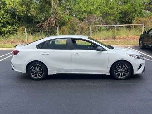 Used 2022 Kia Forte GT-Line FWD image 4