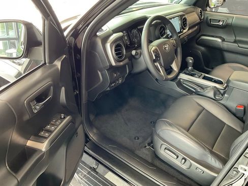 Certified 2023 Toyota Tacoma Limited w/ Nightshade Package AWD/4WD image 9