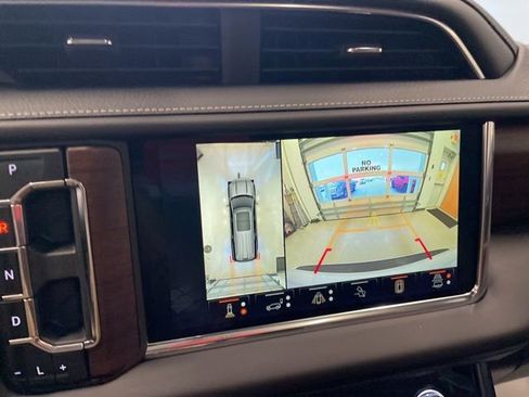 Used 2024 GMC Yukon Denali Ultimate image 6