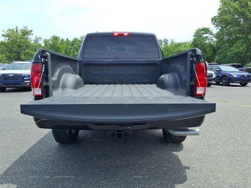 Used 2019 RAM 1500 Express w/ Express Value Package AWD/4WD image 16