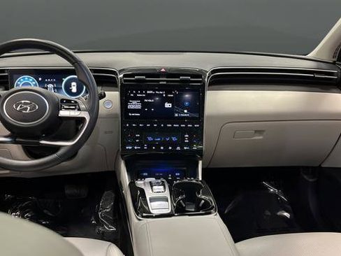 Used 2023 Hyundai Tucson Limited image 11