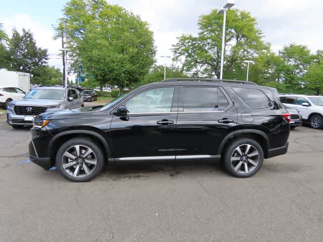 Certified 2023 Honda Pilot Elite image 3