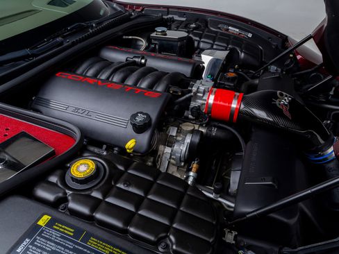 Used 2003 Chevrolet Corvette 50th Anniversary Edition w/ Preferred Equipment Group1 image 19