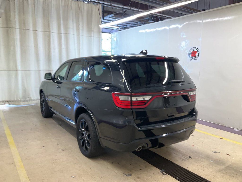 Used 2019 Dodge Durango GT w/ Blacktop Package AWD/4WD image 3