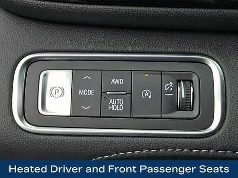 Used 2025 Buick Enclave Preferred image 28