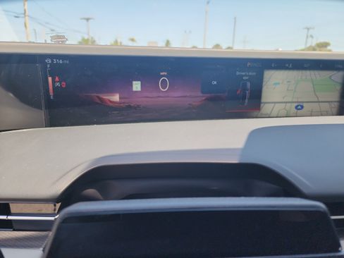 New 2026 Lincoln Nautilus Premier image 33