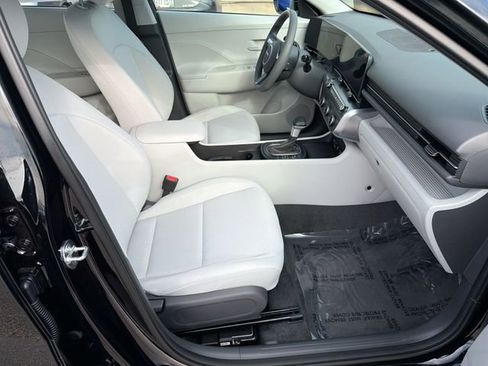 Used 2026 Hyundai Kona SE image 26