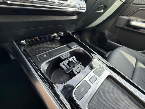 Used 2025 Mercedes-Benz GLA 250 image 19