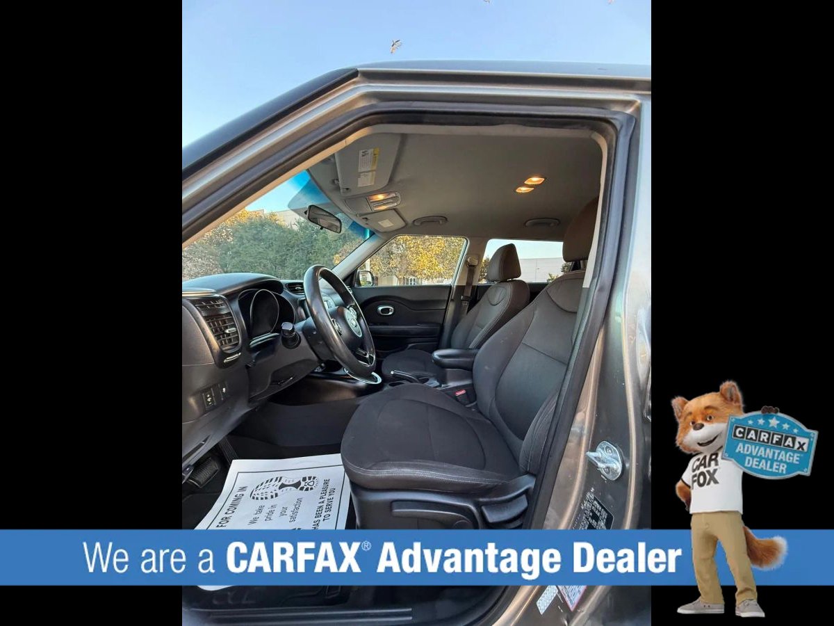 Used 2018 Kia Soul FWD image 34