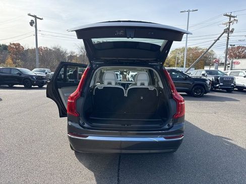Used 2023 Volvo XC90 B6 Plus w/ Protection Package image 11