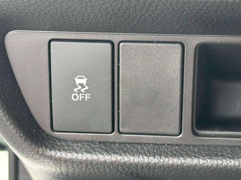 Used 2026 Honda HR-V LX image 16