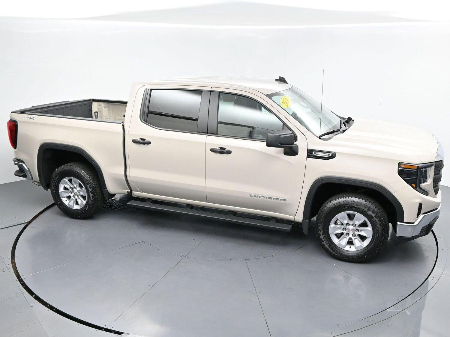 Used 2026 GMC Sierra 1500 Pro w/ Pro Value Package AWD/4WD image 39