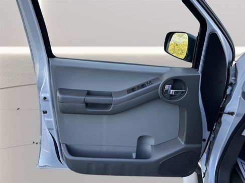 Used 2011 Nissan Xterra S w/ 4X4 Value Package image 15