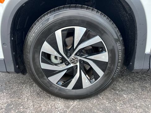 New 2026 Volkswagen Tiguan S FWD image 7