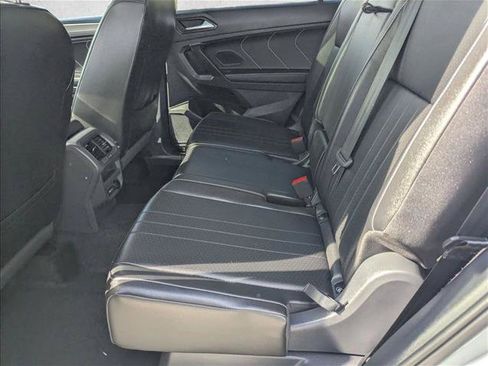 Used 2024 Volkswagen Tiguan SE R-Line FWD image 16