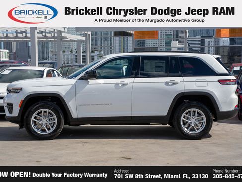 New 2025 Jeep Grand Cherokee Laredo X image 13