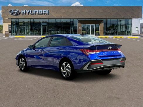 New 2025 Hyundai Elantra Sport image 6