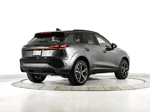 New 2026 Audi Q3 quattro 2.0T AWD/4WD image 5