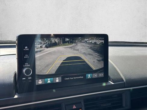 Used 2023 Honda Pilot EX-L image 14