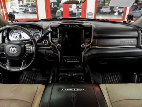 Used 2019 RAM 2500 Limited AWD/4WD image 16