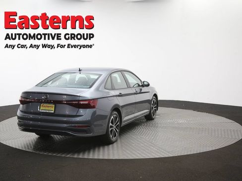 Used 2025 Volkswagen Jetta Sport FWD image 39