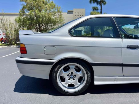 Used 1998 BMW M3 Coupe RWD image 18