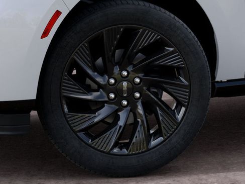 New 2027 Lincoln Navigator L Reserve AWD/4WD image 19