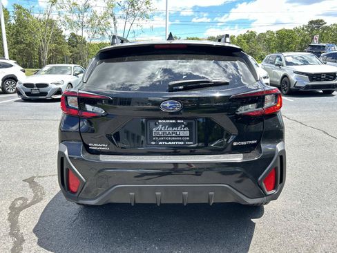 Used 2024 Subaru Crosstrek 2.0i Premium AWD/4WD image 4