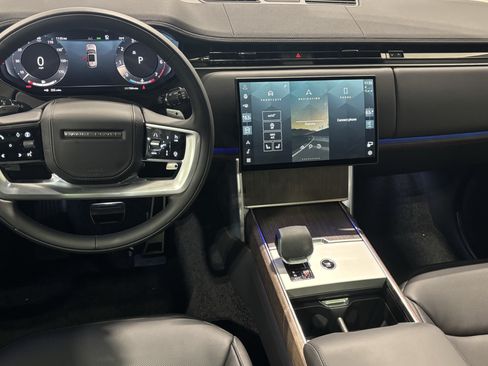 New 2026 Land Rover Range Rover Long Wheelbase SE AWD/4WD image 5