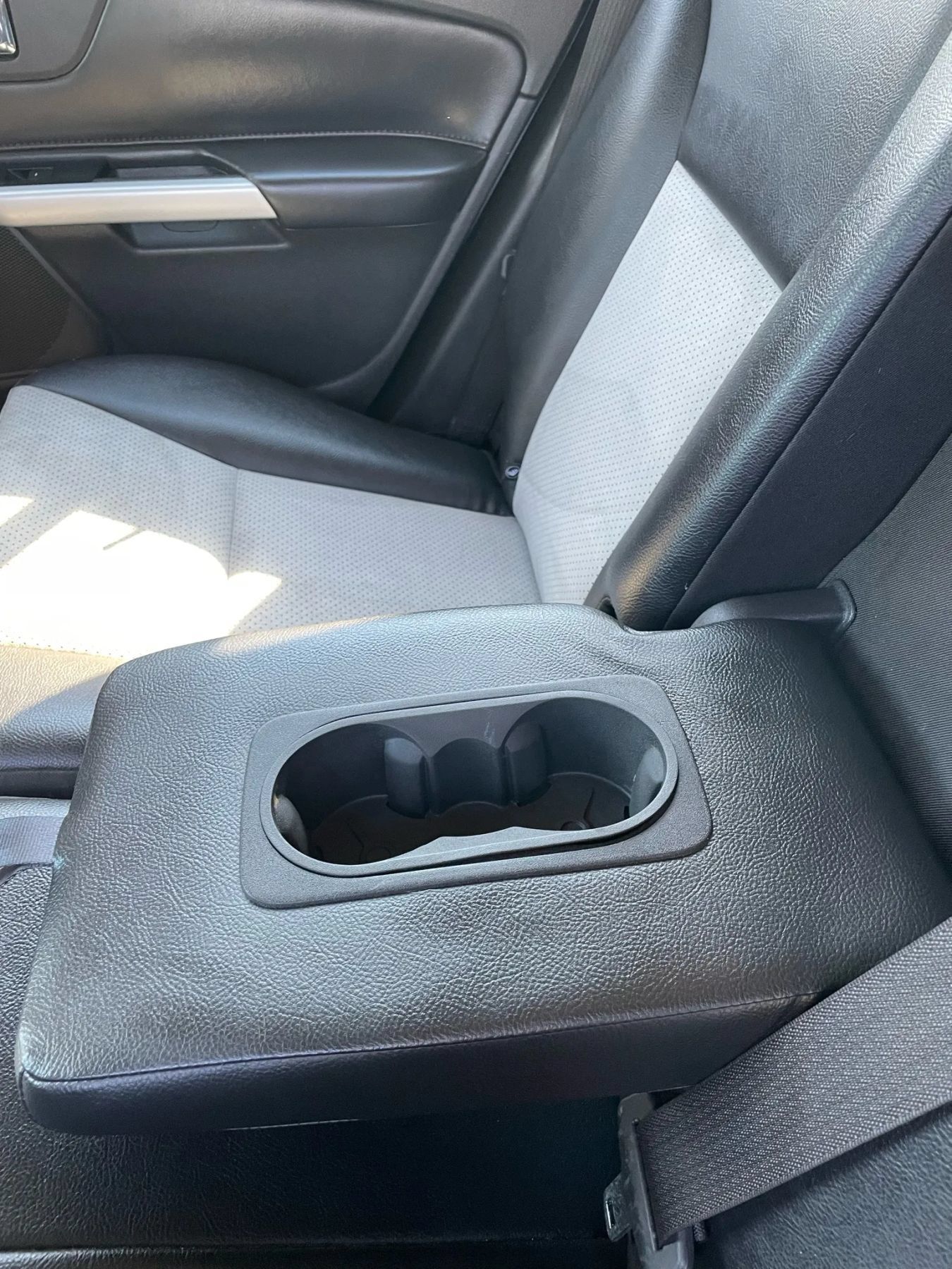 Used 2014 Ford Edge SEL w/ Equipment Group 205A AWD/4WD image 26