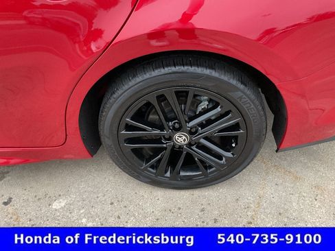 Used 2025 Toyota Camry SE AWD/4WD image 11