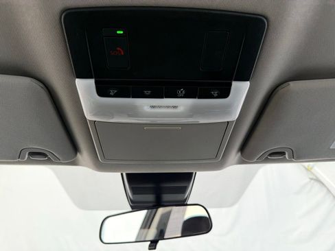 Used 2025 Nissan Altima 2.5 SV FWD image 38