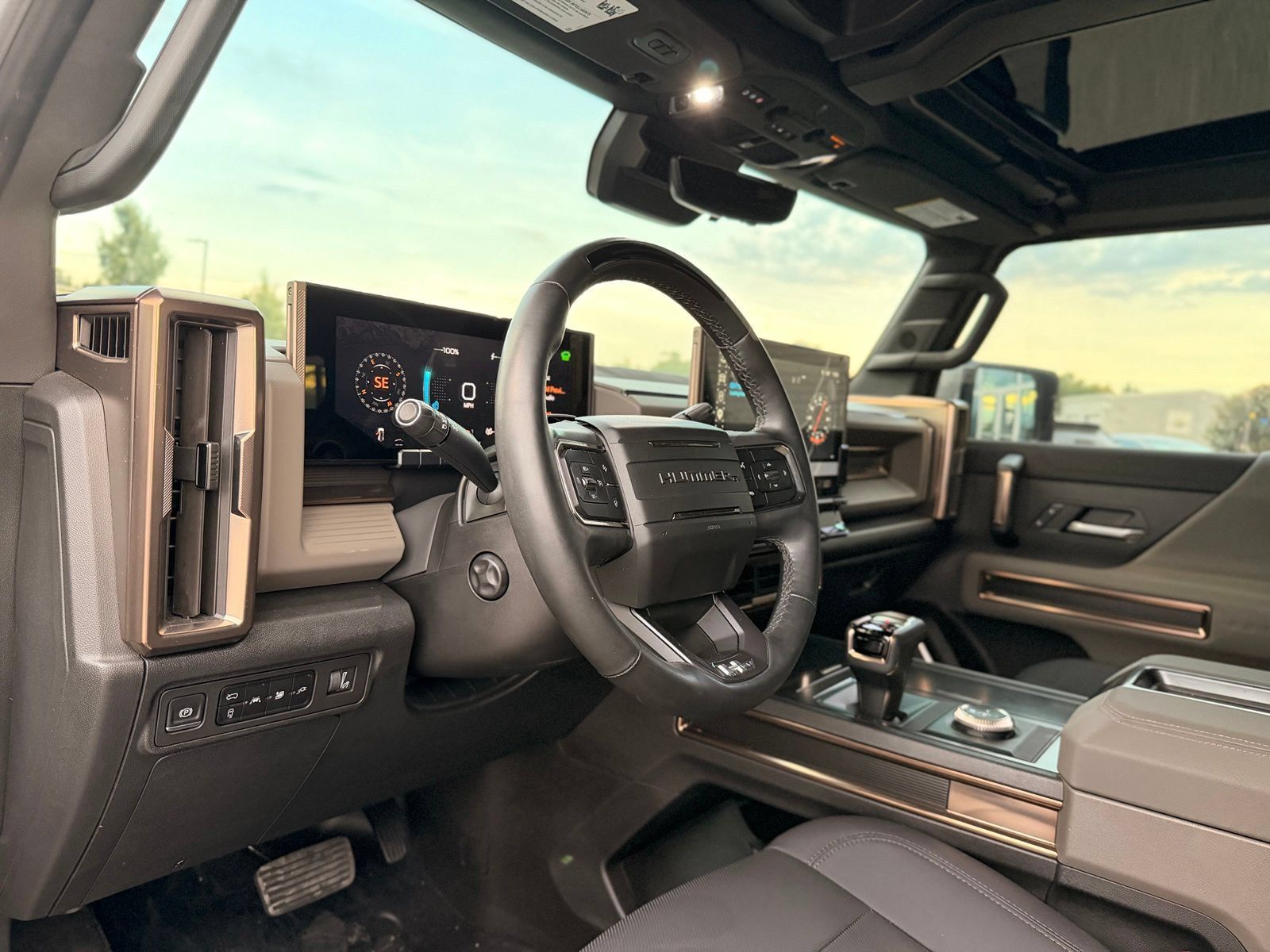 Used 2024 GMC Hummer EV 3X AWD/4WD image 26