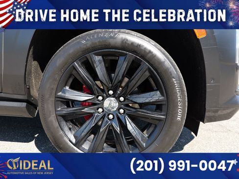 Used 2022 Cadillac Escalade ESV Sport Platinum AWD/4WD image 13