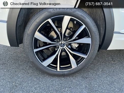 New 2026 Volkswagen Atlas SEL Premium R-Line image 6