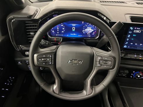 New 2026 Chevrolet Silverado 2500 ZR2 w/ LPO, Dark Essentials Package AWD/4WD image 18