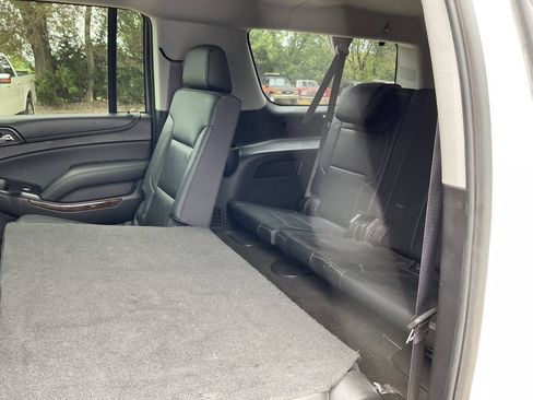 Used 2017 Chevrolet Suburban LT AWD/4WD image 12